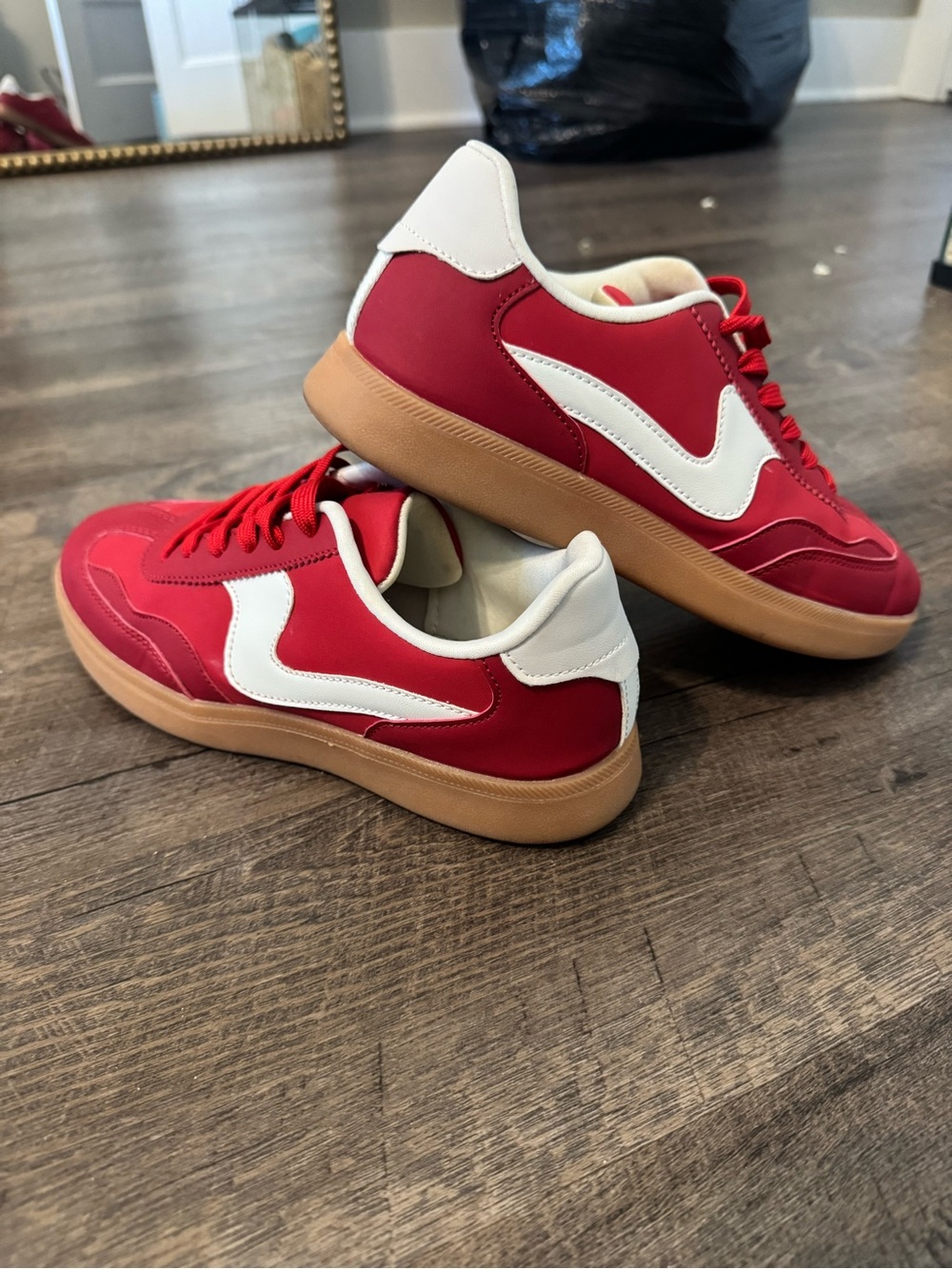 Red Low-Top Sneakers with White Accent and Gum Sole
